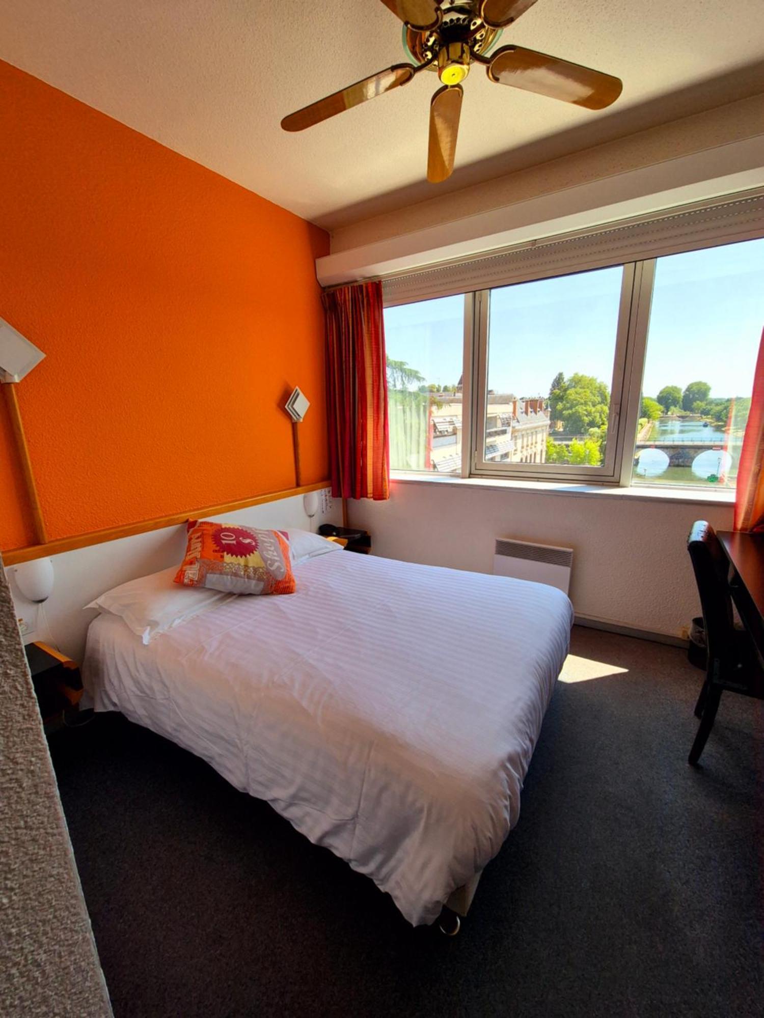 Arche Hotel Vierzon Eksteriør bilde